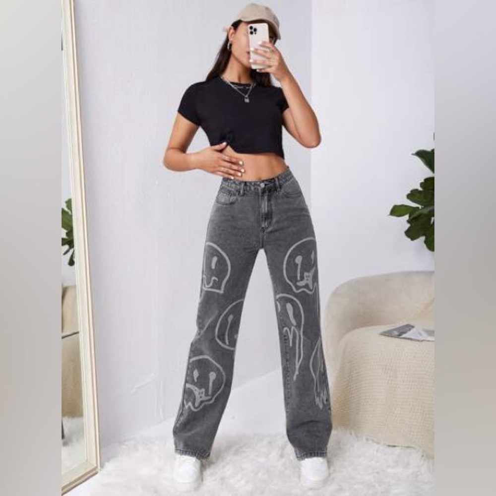 SHEIN Cartoon Graphic Wide Leg Jeans Size 6 Gray High Rise Y2K Streetwear Denim